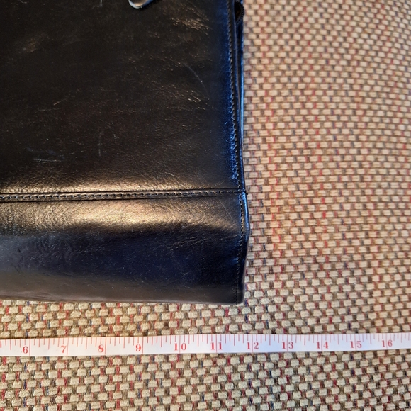 Franklin Covey Black Leather Vintage Messenger Crossbody Bag - Picture 7 of 16